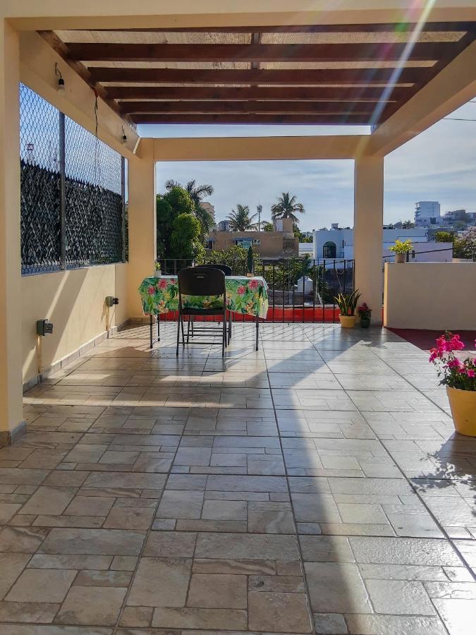 Hostal En El Centro Lakiwa 马萨特兰 外观 照片