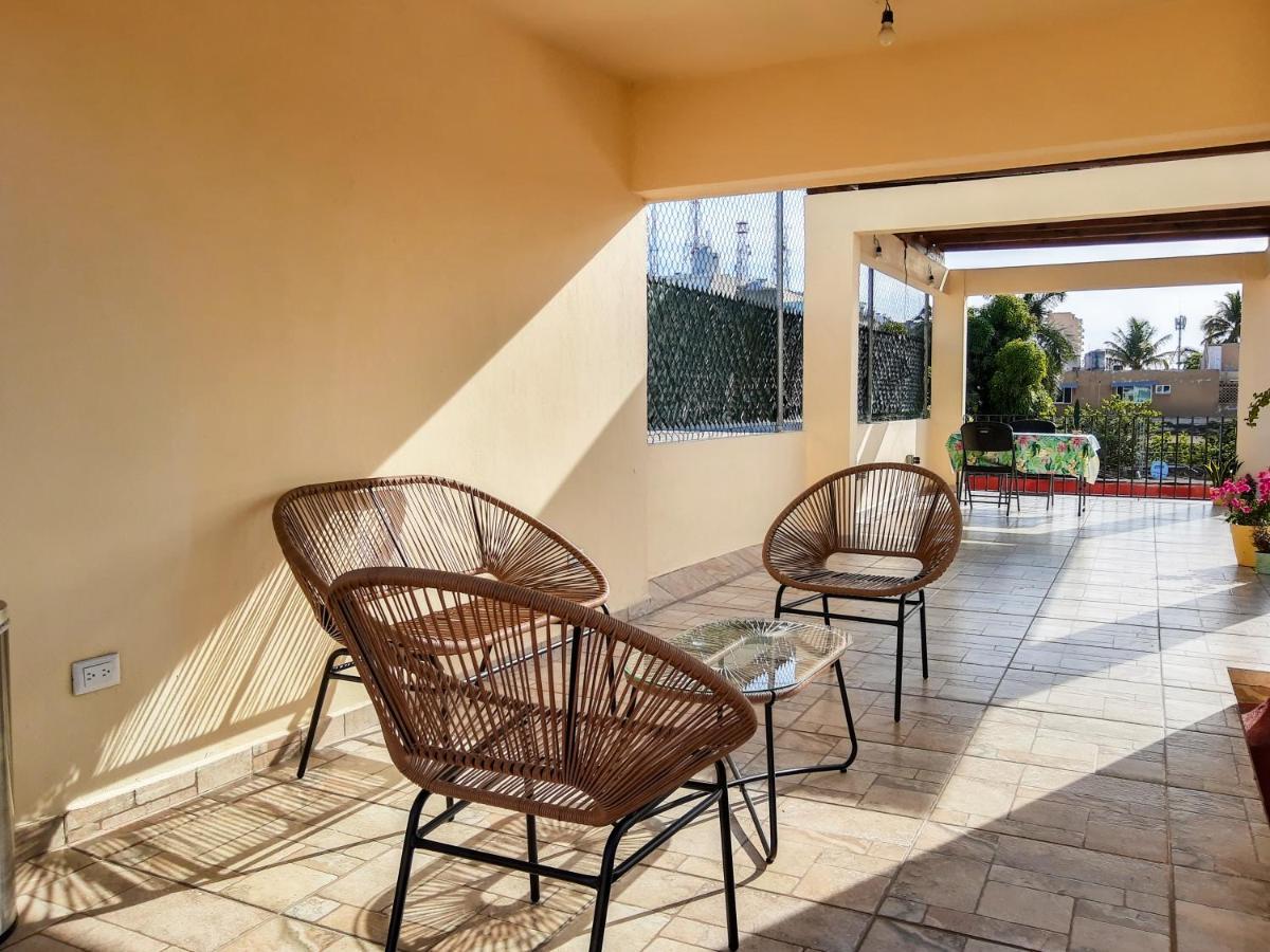 Hostal En El Centro Lakiwa 马萨特兰 外观 照片