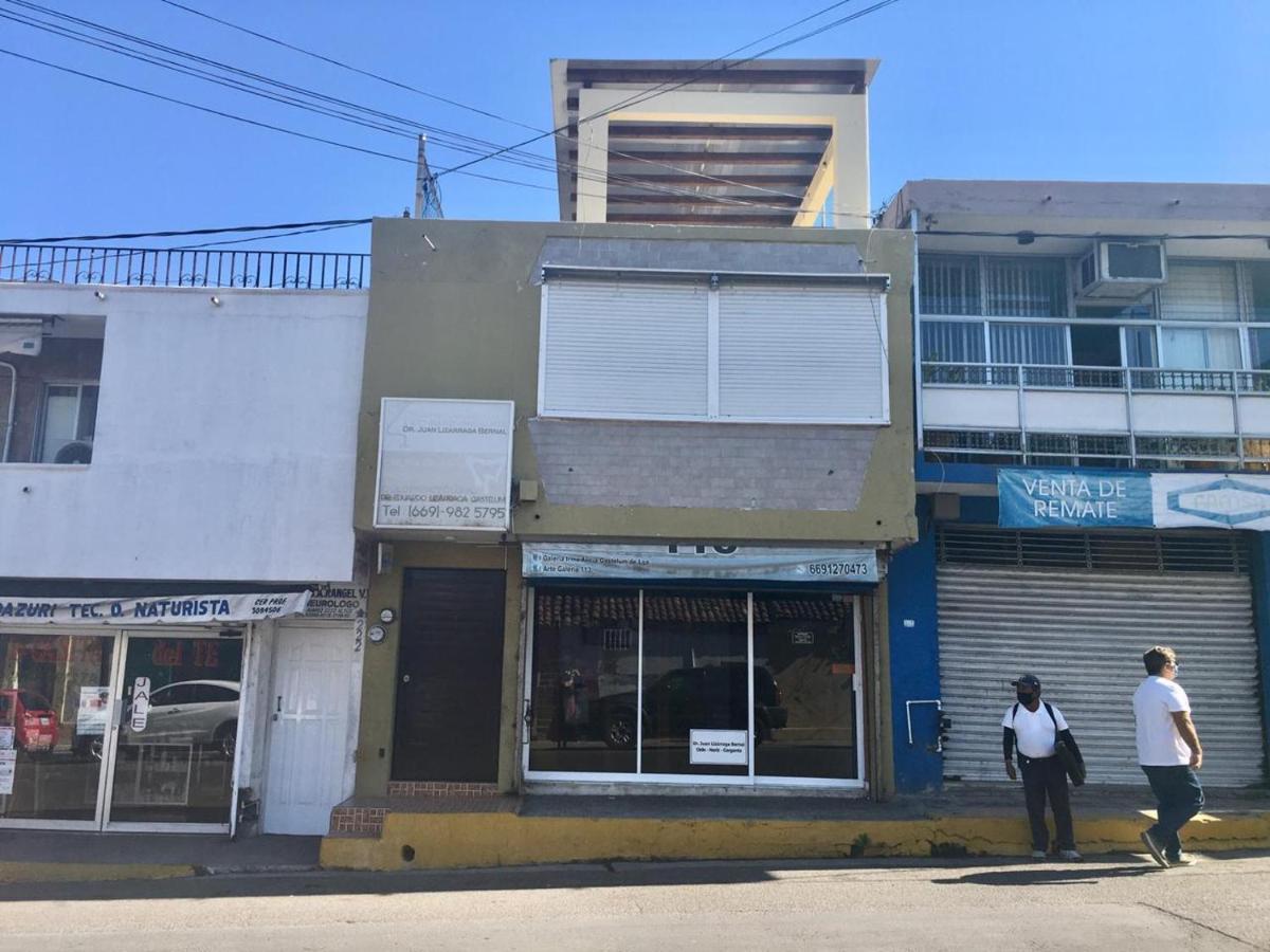 Hostal En El Centro Lakiwa 马萨特兰 外观 照片